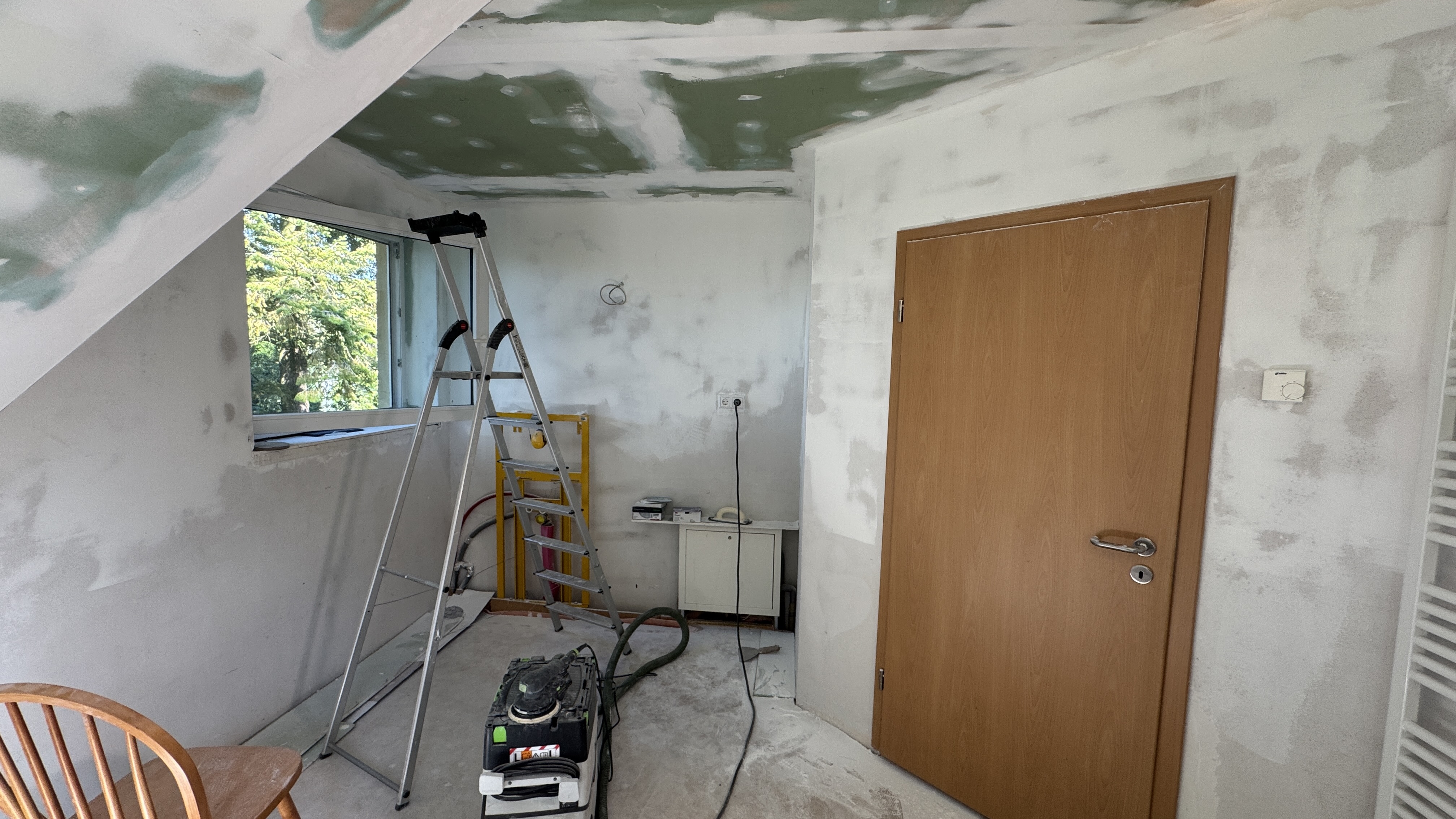 Reparaturen – Außen- und Innenarbeiten – Bild 18 von 22